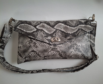 Pochette July