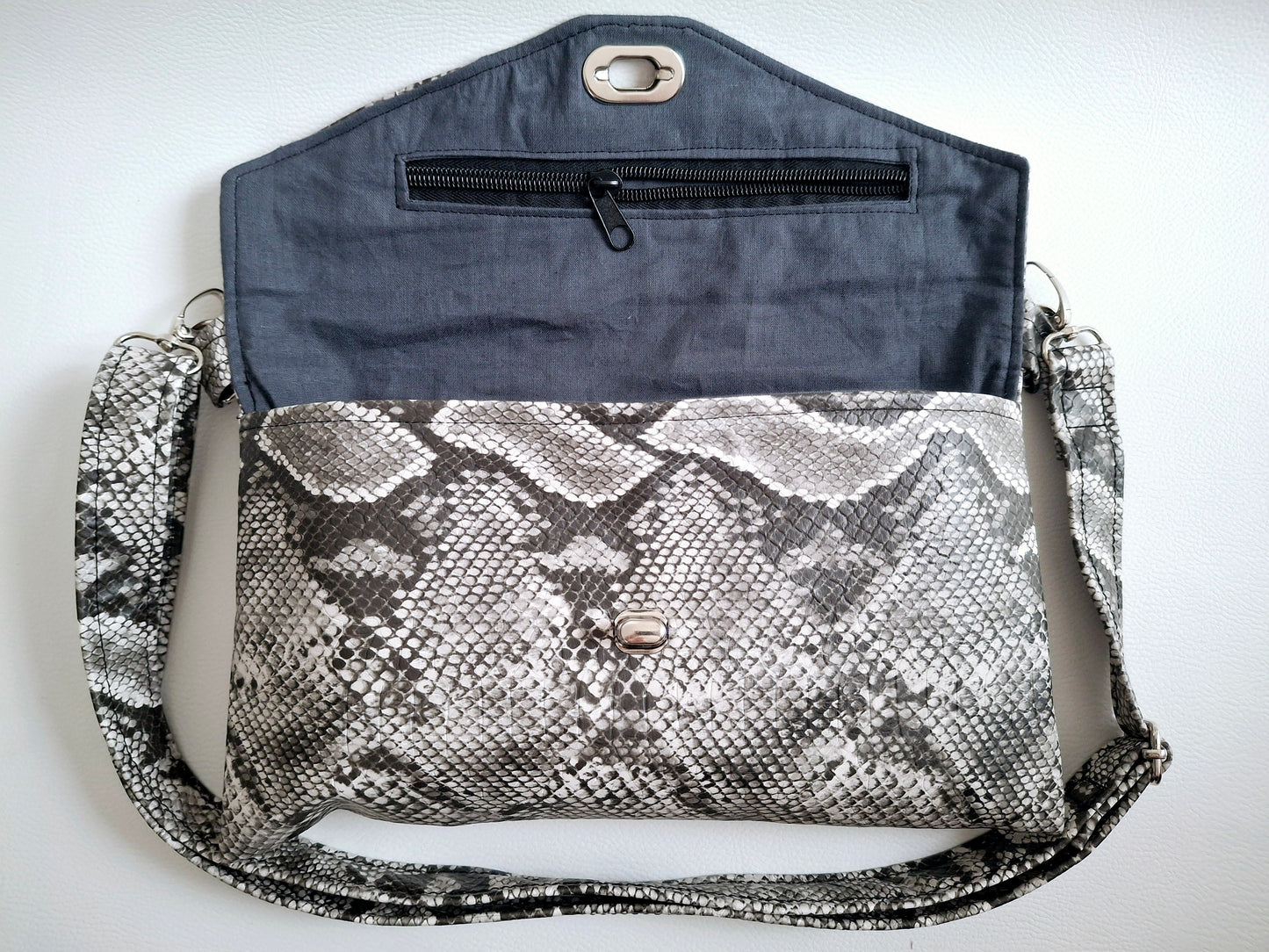Pochette July